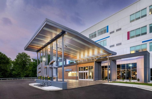 Florence Hotel | Aloft by Marriott Florence