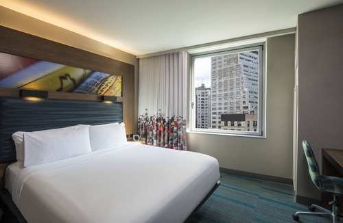 Financial District Hotel | Aloft by Marriott Manhattan Downtown - Financial District