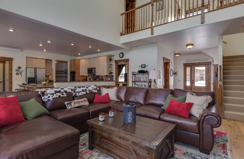 Alpine Northwest House | Alpine Airspace