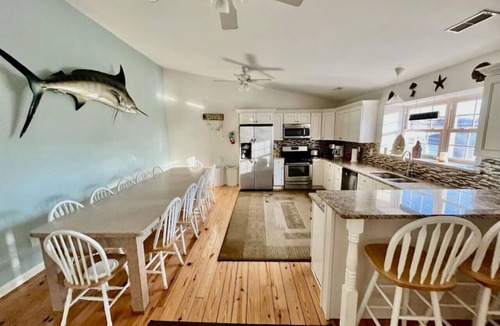 Wildwood Crest Villa | Amazing 6 Bedroom Wildwood Crest Townhome