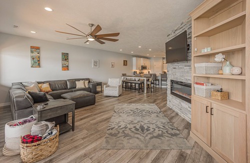 Arnolds Park Condo | Amazing Lakefront 4 bedroom luxury Condo with large deck at Bridges Bay Resort.