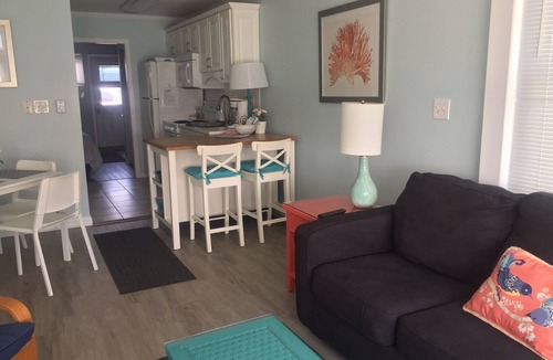 Ocean City Apartment | Amazing SUNSETS on the BAY+ WATERFRONT- 5 min walk to Beach+ Boardwalk