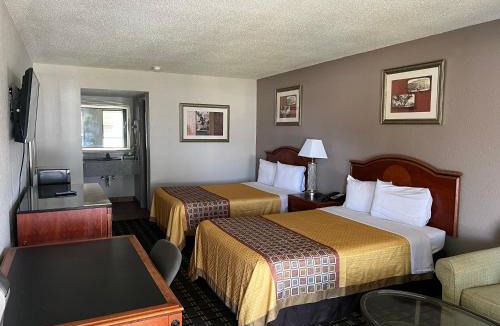 St. Andrews Hotel | American Inn Columbia