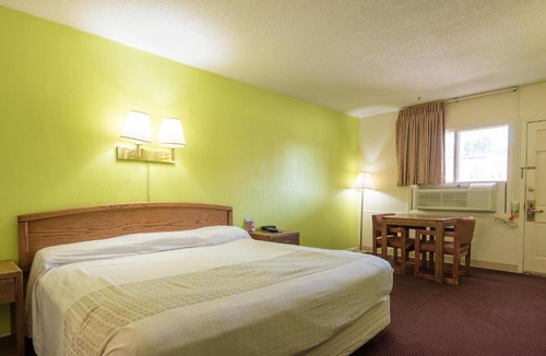 Hot Springs Hotel | Americas Best Value Inn