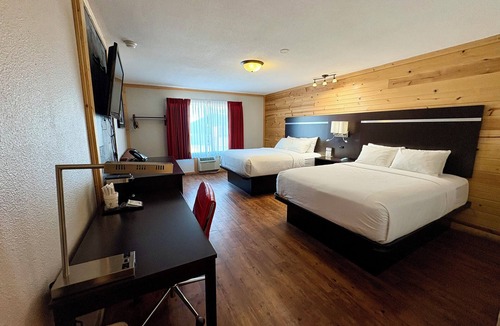 Pinnacles Entrance Badlands Hotel | Americas Best Value Inn Wall
