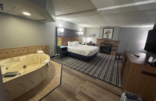 Albert Lea Hotel | AmericInn by Wyndham Albert Lea