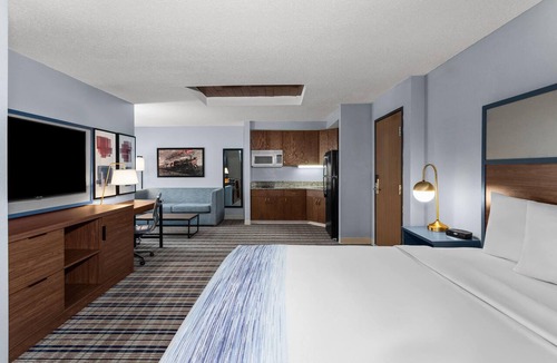 Austin Hotel | AmericInn by Wyndham Austin