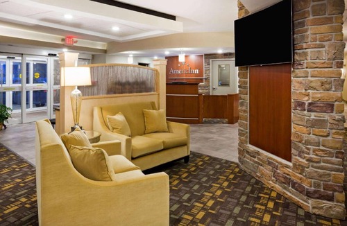 De Witt Hotel | AmericInn by Wyndham DeWitt
