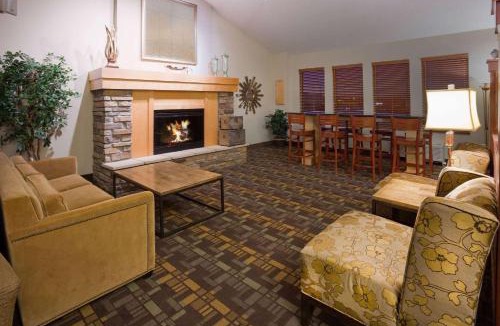 Osage Hotel | AmericInn by Wyndham Osage