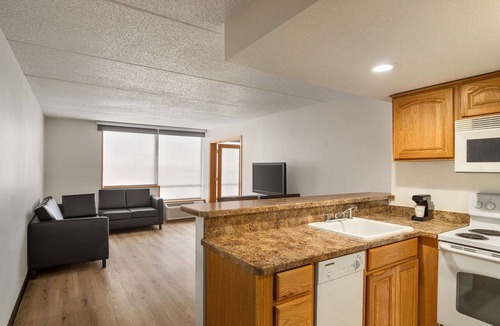 Rochester Hotel | AmericInn by Wyndham Rochester Near Mayo Clinic