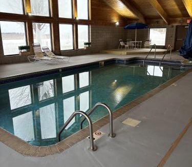 Webster City Hotel | AmericInn by Wyndham Webster City