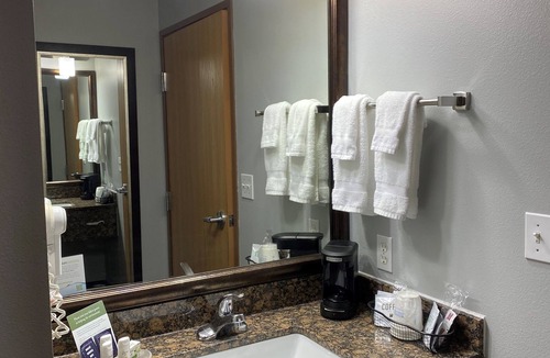 Webster City Hotel | AmericInn by Wyndham Webster City