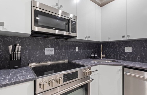 Ventnor City Condo | Ammos Luxury Living- Katerini Suite
