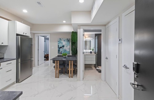 Ventnor City Condo | Ammos Luxury Living- Naxos Suite