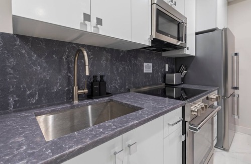 Ventnor City Condo | Ammos Luxury Living- Paros Suite