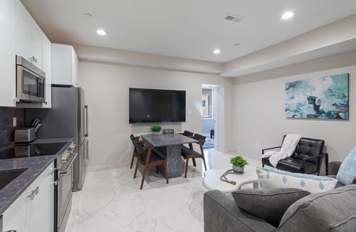 Ventnor City Condo | Ammos Luxury Living- Paros Suite