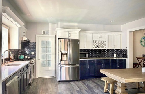Ortley Beach House | Anchor Point-Beach block- Hot Tub! 4 Bed- Fenced Yard- Badges, Chairs & More Inc