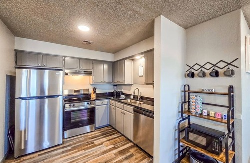 Checotah House | Angler Hideaway | Belle Starr Marina | Pool | Fish