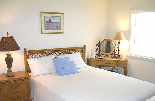 Midtown Ocean City Condo | Ann Elizabeth 305-Oceanside 64th St, W/D, AC