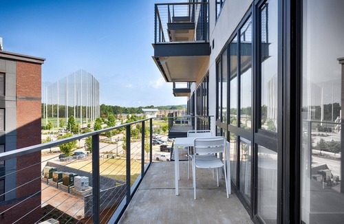 Huntsville Apartment | Anthem House Huntsville MidCity, powered by Placemakr