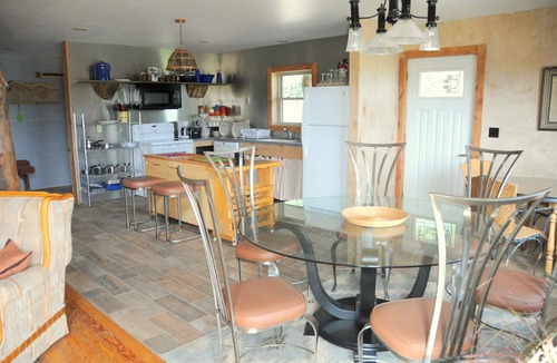 Anita Cabin | Antler Hill Lodge- Newly Built!