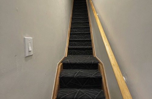 Williamsburg Apartment | Apartment located in prime location in Williamsburg