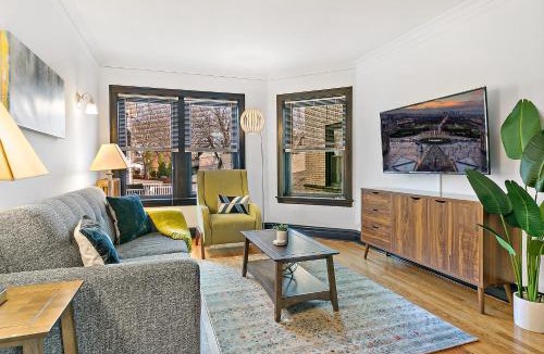 North Center Apartment | Apartments in Chicago, IL, USA