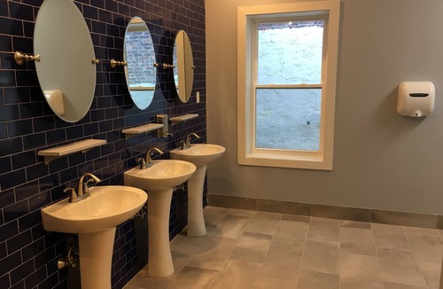 Center City East Hostel | Apple Hostels