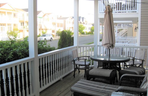 Gold Coast Condo | Asbury Ave - Close To Beach, Clean 3BR, 2BA, First Floor, Carport, Storage