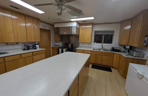 Hot Springs House | Aspen Ridge Wing- Sleeps 20