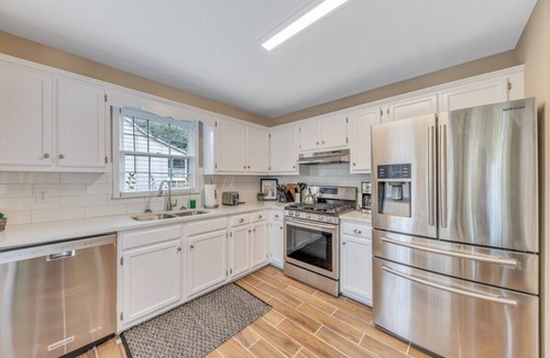 Dallas House | ATH - Dallas dream - Long term stays and pets welcomed - Bwood
