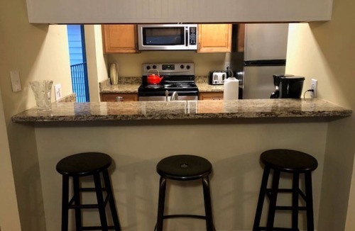 Auburn Condo | Auburn Al Game Day Condo <1 block to Toomer's Corner WAR EAGLE!