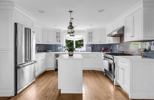 Sea Girt House | August Availbiliity 2024. Sea Girt home with POOL and 2 blocks from the beach!