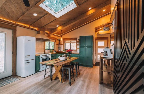 Wildwood House | Autumn Blaze at Maple Treehouse