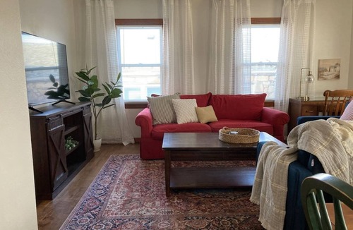 Kirksville House | Baltimore BNB - heart of Kirksville