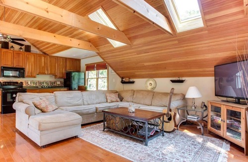 Catharpin House | Barn with 1000sqft PartySpace for rent@Gainesville
