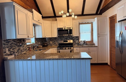 Ortley Beach House | Barnegat Bay Waterfront 4-bedroom House with Dock. Short drive from NYC