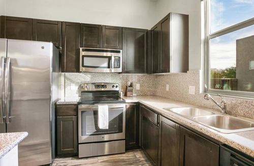 Cullman Apartment | Barsala l tModern 2BD Haven: Your Stylish Huntsville Retreat