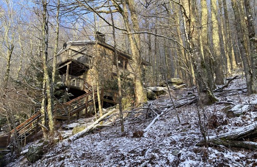 Seven Devils House | Base Camp at Hawks nest. Near many mountain activities!