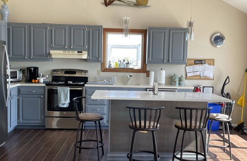 Beach Haven Gardens House | Bay front in Beach Haven Terrace-3 boat slips, game room tons of new renovations