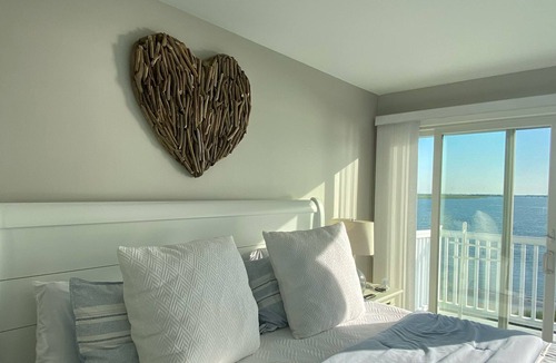 Anglesea House | Bay, Inlet, and Ocean views with your own Private Beach! Fall or Spring Rental.