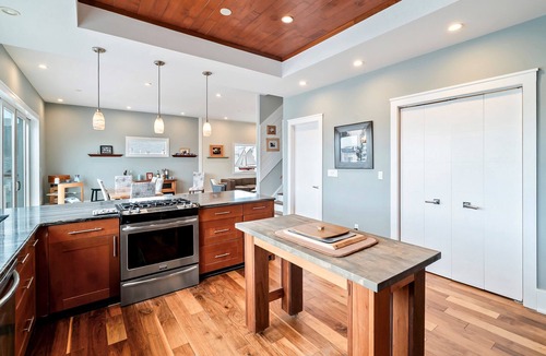 Seaside Heights House | BAY1639 | Ortley Beach Custom Waterfront Home, 5BR 5ba, Sleeps up to 10!