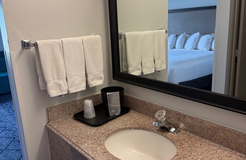 Columbia Hotel | Baymont by Wyndham Columbia, MO