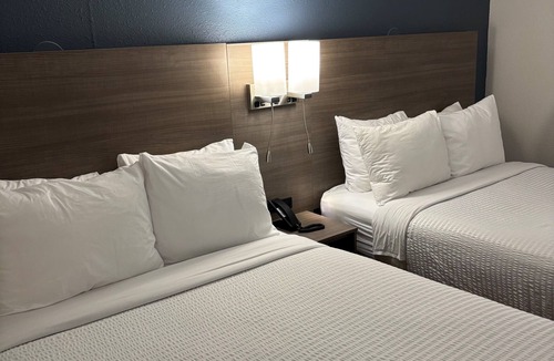 Kingdom City Hotel | Baymont by Wyndham Kingdom City