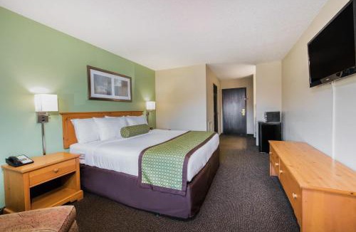 Pierre Hotel | Baymont by Wyndham Pierre