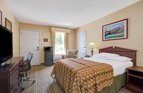 Smithfield Hotel | Baymont by Wyndham Smithfield