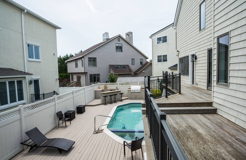 Margate City House | Bayside Dream home with outdoor oasis (Family & Pet Friendly)