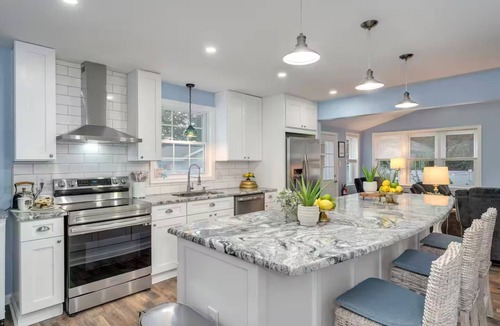 Del Haven House | Bayside Family Oasis