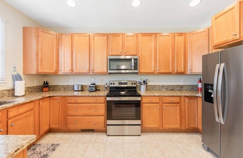 The Commons House | Bayside Resort - Fenwick Island Townhome -10 minutes to beach, Amenities galore