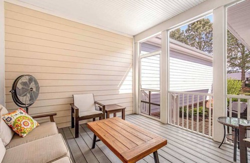 Sun Ridge House | Bayside Resort townhouse with golf on-site, pool access, fireplace, & central AC